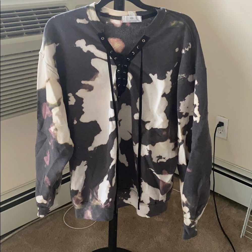 Twenty 5A Lace Up Tie Dye Crew Neck Sweatshirt